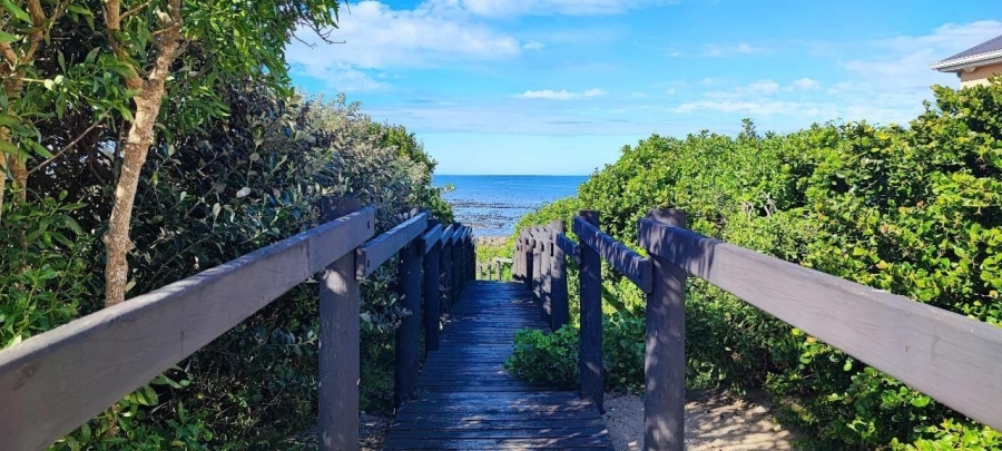 5 Bedroom Property for Sale in Kleinbaai Western Cape